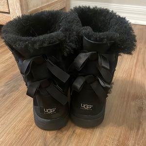 Bow Uggs